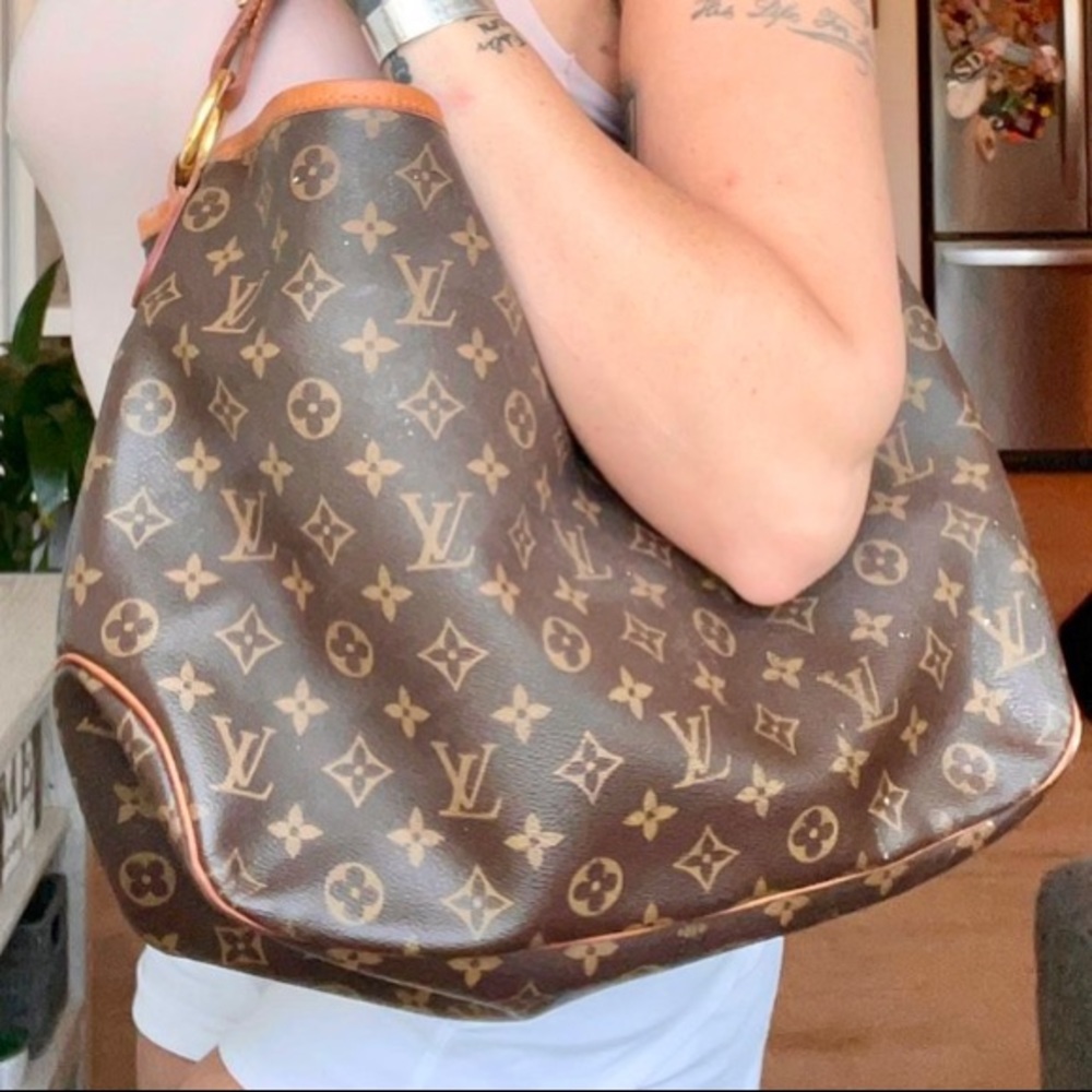 Authentic Louis Vuitton Delightful MM Shoulder Bag